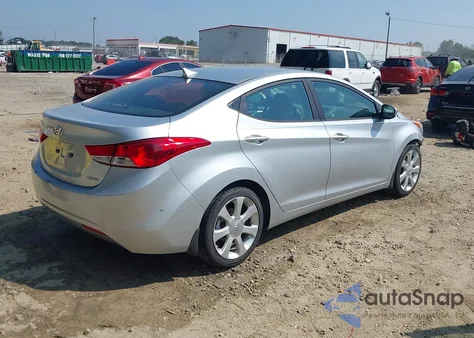 2013 Hyundai Elantra Limited z USA, uszkodzony, nr VIN 5NPDH4AE4DH251124